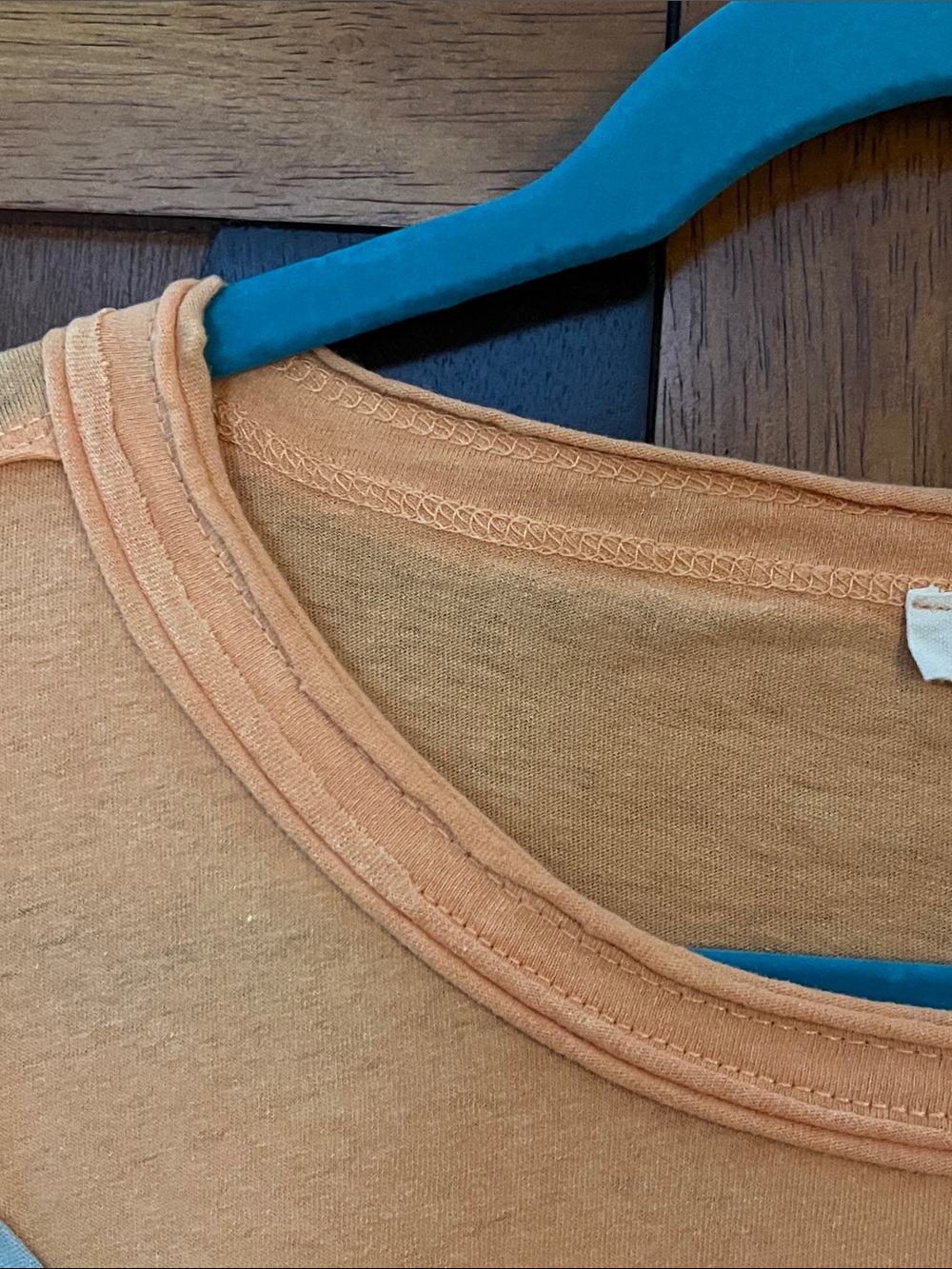 Easel Boho Patchwork Heart w/Eyelet & Blue Fabric Border + Banded 3/4 Sleeves - Picture 6 of 11
